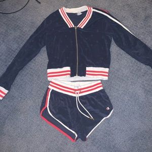 Champion shorts and sweatshirt outfit